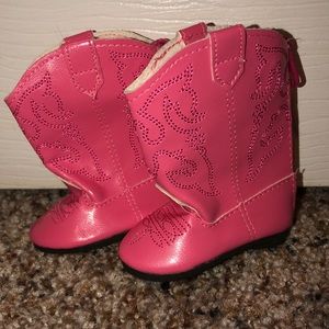 Doll boots